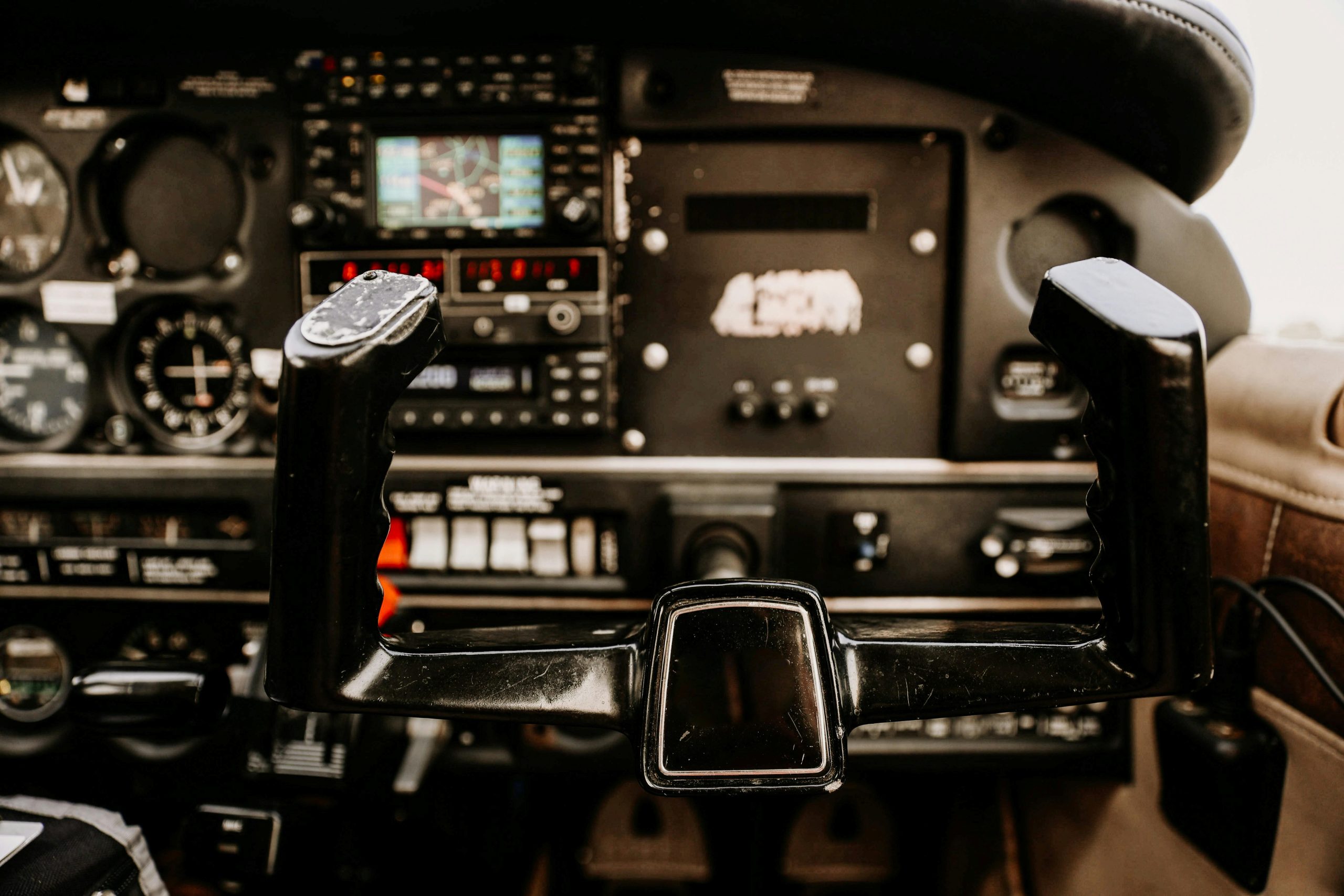 cockpit Machined parts for civil and military aviation